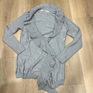 Athleta Gray Ruffled Cardigan